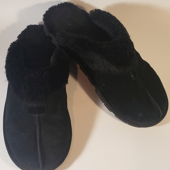 Secret Treasures Women's Size 9 Black Faux Fur Slippers Comfy Slip On Indoor - Picture 6 of 10